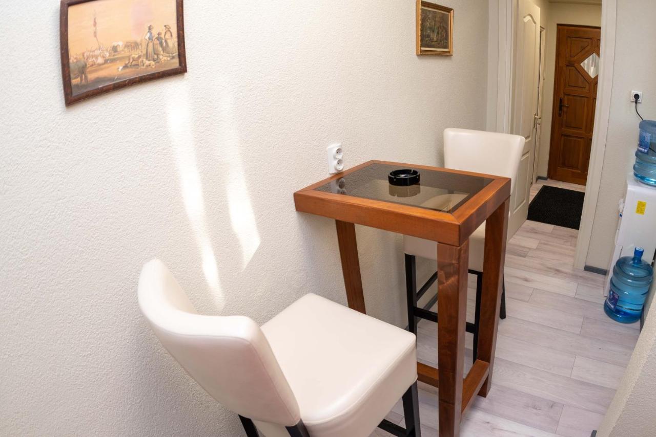 Aparthotel E 14 à Berekfürdő Extérieur photo