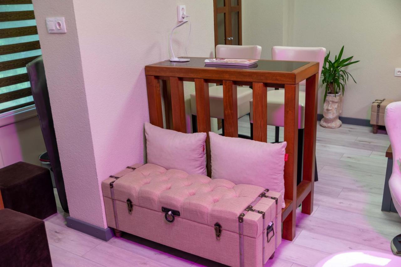 Aparthotel E 14 à Berekfürdő Extérieur photo
